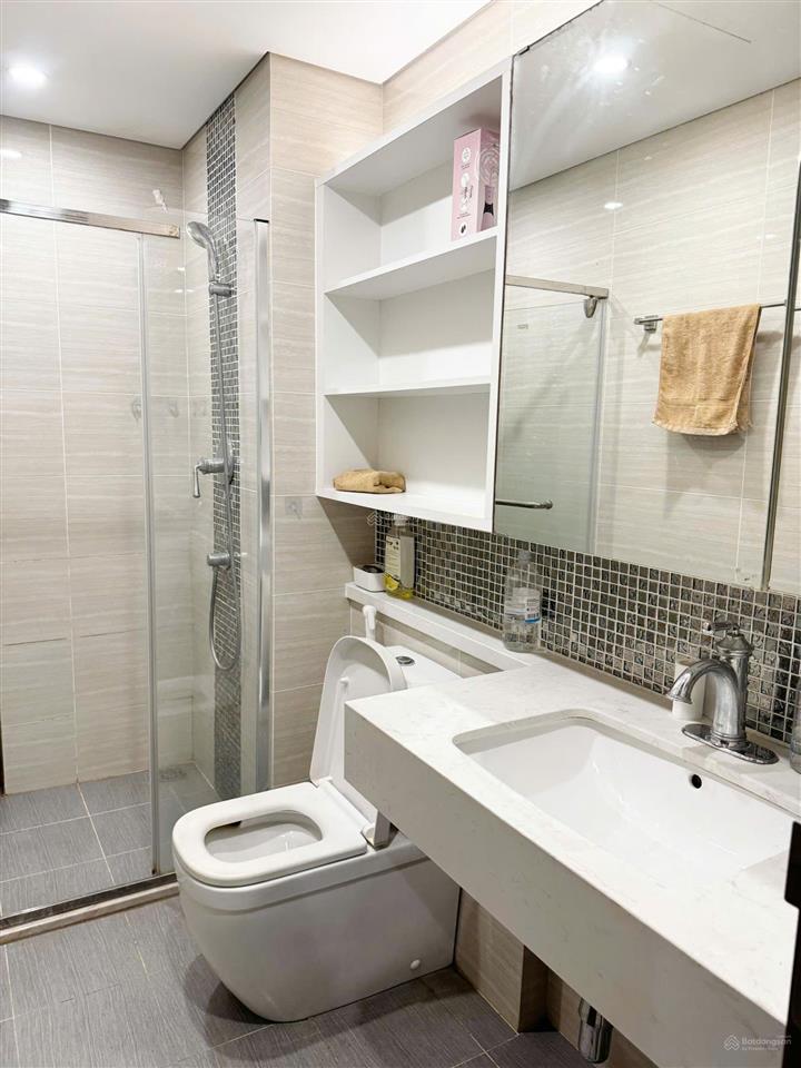 Gia đình cần bán căn hộ 2 ngủ rộng, view hồ đẹp, sổ đỏ sẵn dự án hancorp plaza, trần đăng ninh