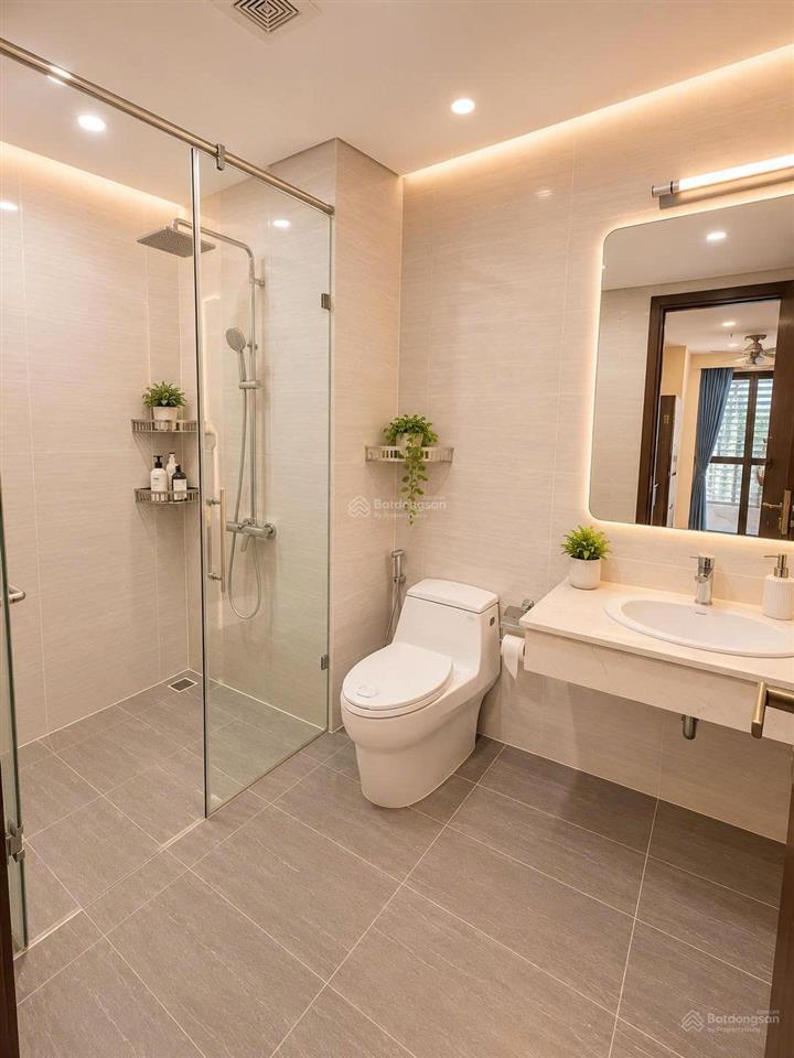 Siêu hiếm  căn hộ cao cấp 3 ngủ sở hữu vị trí cực đẹp, sổ đỏ lâu dài, full nội thất xịn xò