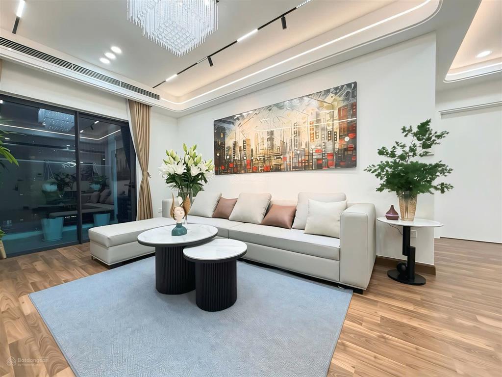 Gia đình bán căn góc 3pn, view đẹp the zei mỹ đình, nội thất full xịn, sổ đỏ sẵn, có slot ô tô
