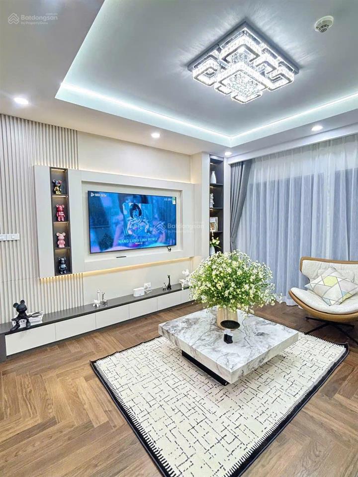 Giá cực tốt  bán căn 3 ngủ đẹp, ban công đông nam cực mát mẻ, sổ đỏ sẵn giao dịch ngay, full đồ