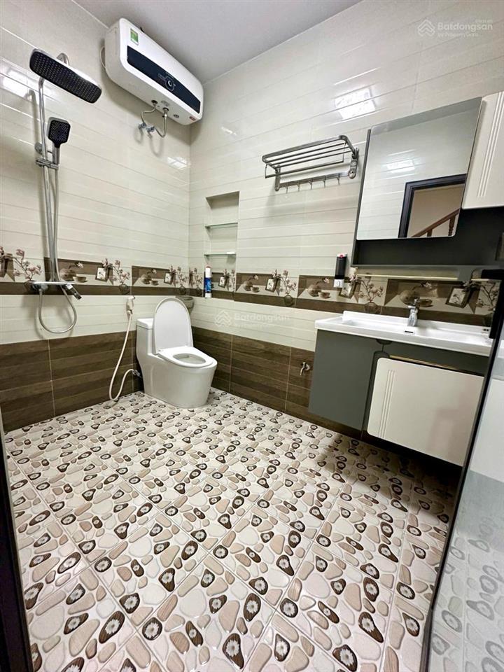Bán nhà nguyễn phúc lai, ba gác kd  ở sướng  thang máy 44m2 *5 t mt 4m giá 13 tỷ tl