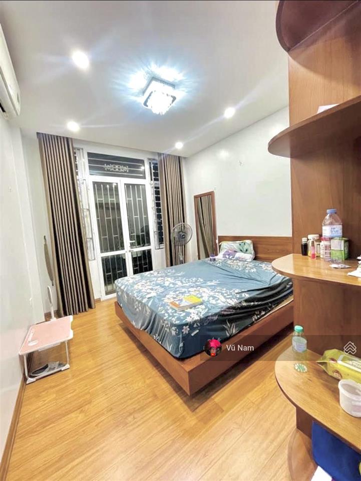 Bán nhà tôn đức thắng, đống đa 40m ra oto tránh, dân xây, 38m2 x 5 tầng, mt 3.8 m giá 10.5 tỷ tl