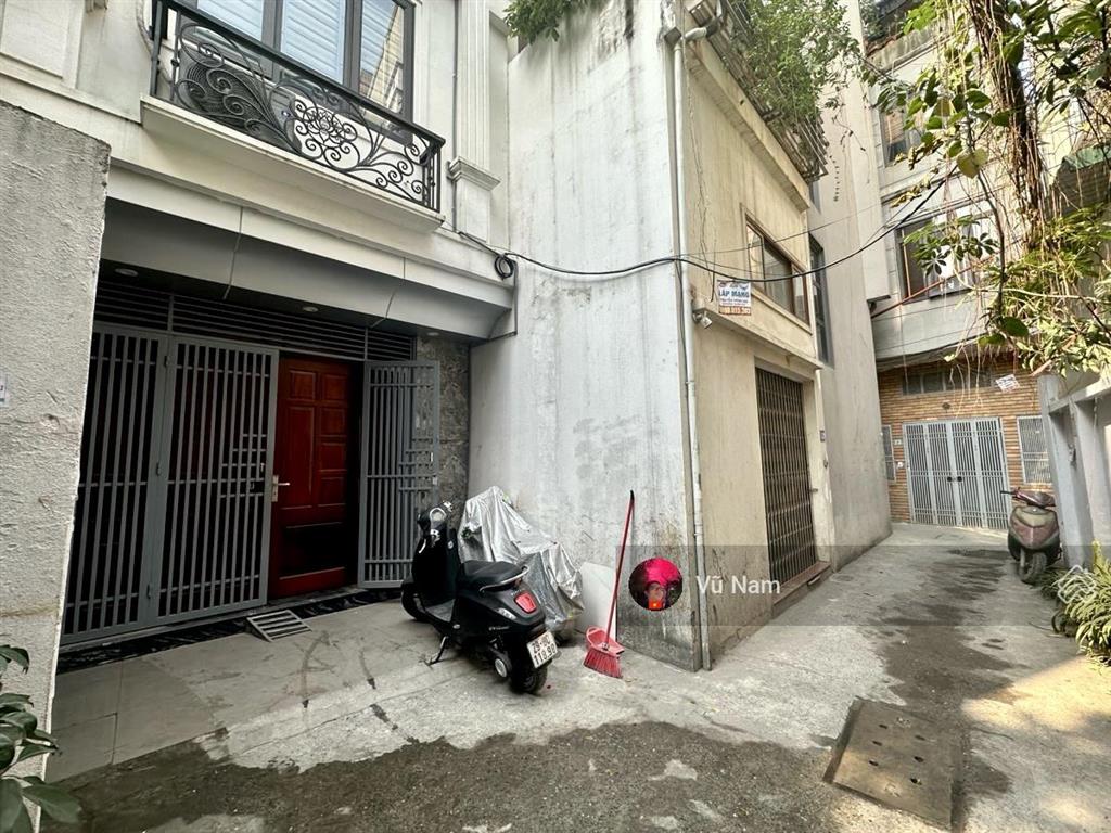  bán nhà mới đẹp xã đàn, vf3 đỗ cửa, ngõ nông, thoáng sáng, dân trí cao, dt 39m2 giá  11.6 tỷ tl