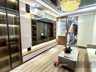  bán nhà pl hoàng cầu, ngõ thông, lô góc, thoáng sáng, ở ngay, dt 45m2 x 4 t giá  13 tỷ tl