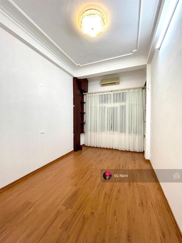 Bán nhà tây sơn, 2 mặt ngõ, thoáng sáng, 1 nhà ra oto, dân trí cao, dt 40m2 x 4 tầng giá  13 tỷ