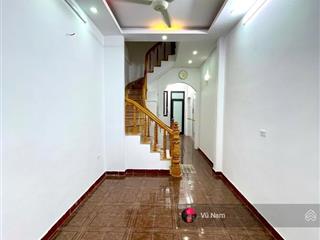 Bán nhà tây sơn, 2 mặt ngõ, thoáng sáng, 1 nhà ra oto, dân trí cao, dt 40m2 x 4 tầng giá  13 tỷ