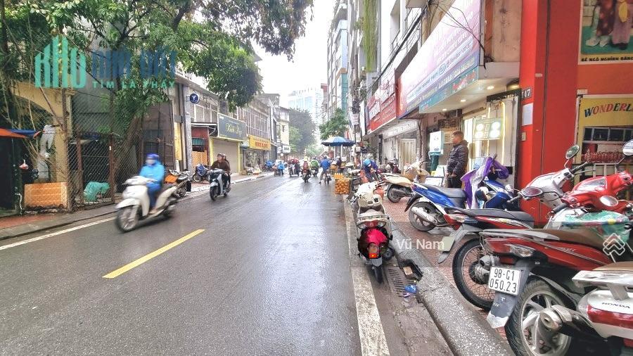 Bán đât tặng nhà 3t, an trạch, ngõ oto kd, thoáng sáng gần phố dt 35m2 x 3t, mt rộng giá  11 tỷ