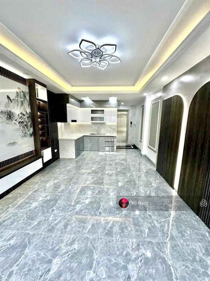 Bán toà nhà khâm thiên, mặt ngõ kd ba gác, 3 bước ra phố 35m2 x 7tthang máy, mt 4.1m giá  12.5tỷ