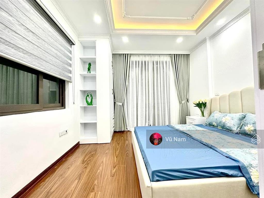  bán nhà đẹp yên lãng, 30m ra oto, ngõ ba gác thông kd, dân xây 36m2 x4t mt rộng giá  10 tỷ
