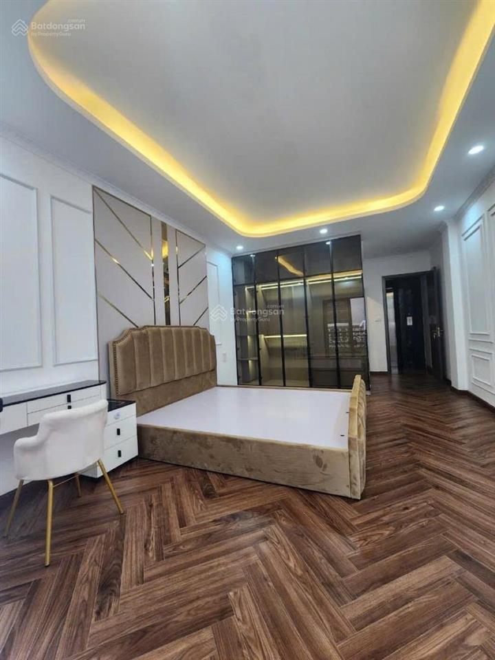 Bán nhà hào nam, ngõ thông kd, 1 phút ra phố, ba gác đua, thang máy, ở sướng 45m2*6t giá 11 tỷ