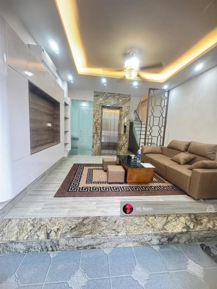 Bán nhà phố đội cấn, 6t thang máy  ba gác  full nội thất xịn xò dt 35m x 6t mt 4m giá  10.5 tỷ
