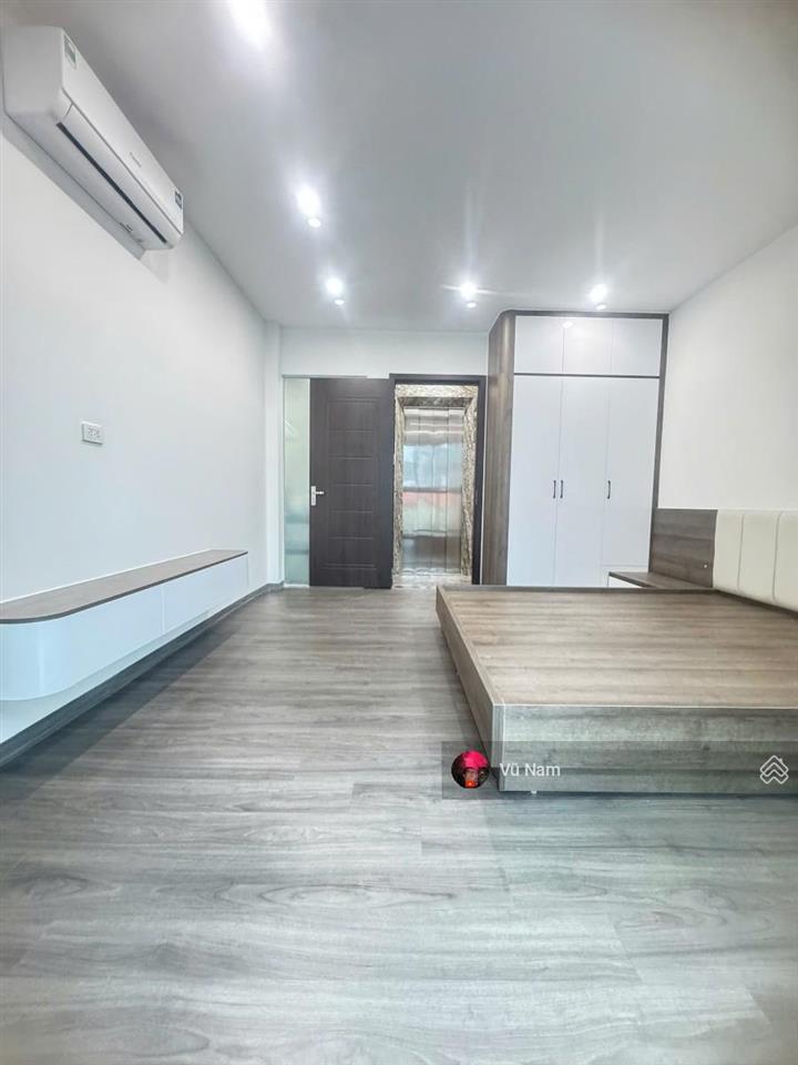 Bán nhà phố đội cấn, 6t thang máy  ba gác  full nội thất xịn xò dt 35m x 6t mt 4m giá  10.5 tỷ