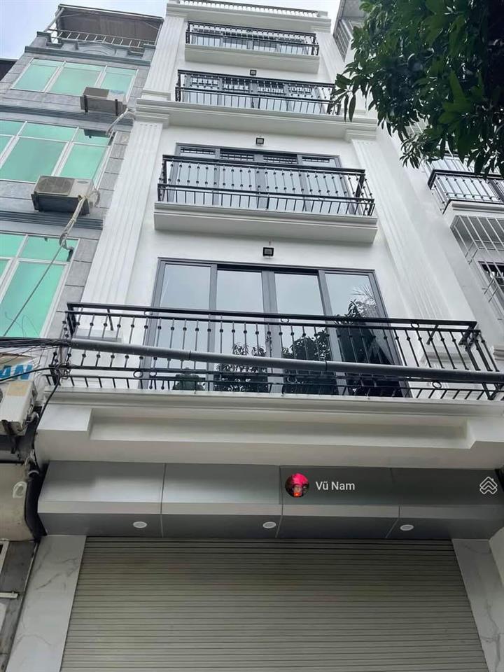 Bán nhà tây sơn, hàng xóm các trường dh, thang máy, oto đỗ cửa, tặng nội thất 3 sao giá 12,6 tỷ tl