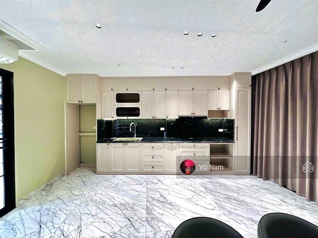  bán toà nhà linh quang, view hồ linh quang  thang máy, 1 nhà ra hồ, thoáng sáng, giá 16.5 tỷ t