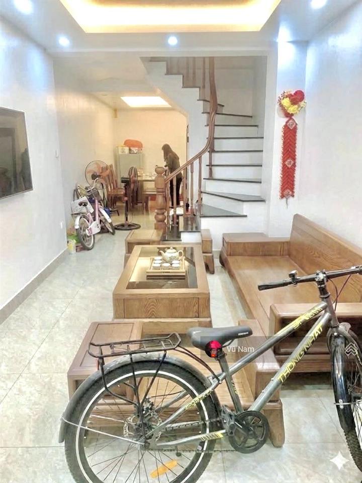  bán nhà phố nguyễn lương bằng, 20 ra oto, ngõ thông ba gác kinh doanh, dân xây, 40m2 giá 11tỷ tl