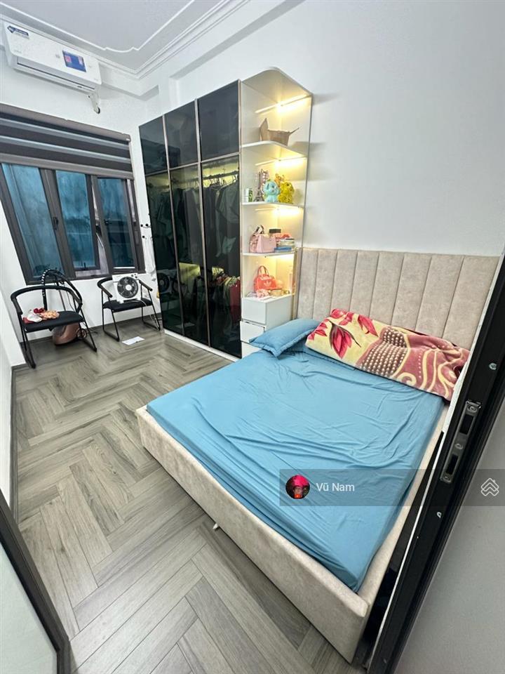 Bán nhà phố hào nam, ngõ thông kd, ba gác tránh, nội thất xịn. 44m2 x 4t, mt 4m, 7,8tỷ