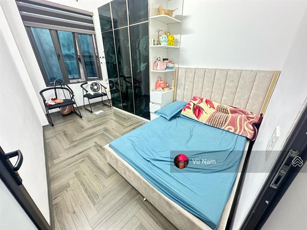 Bán nhà phố hào nam, ngõ thông kd, ba gác tránh, nội thất xịn. 44m2 x 4t, mt 4m, 7,8tỷ