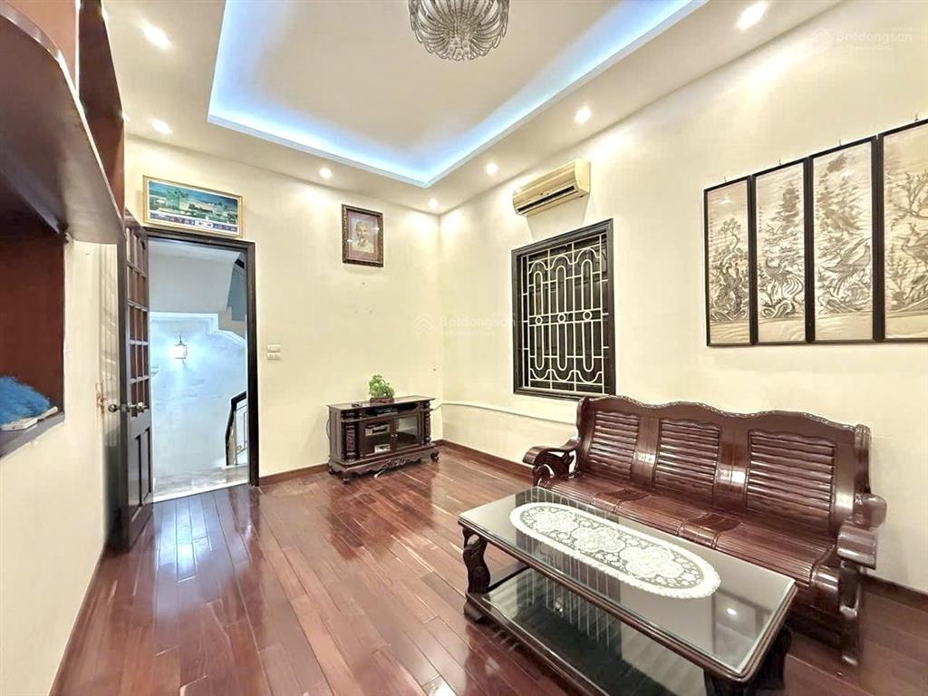 Bán nhà thái thịnh, oto vf3 kd , lô góc, 60 m ra thái thịnh, 45m2 x4 t , mt 3.9 m giá 14 tỷ tl