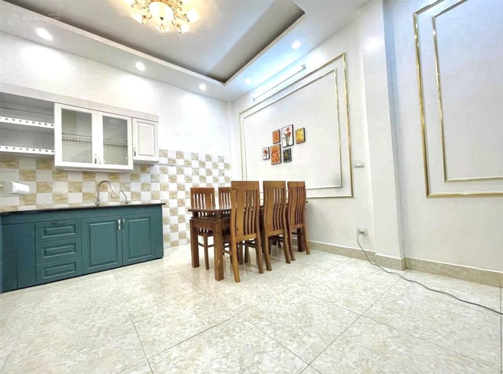  bán nhà trường chinh, 10m ra ô tô tránh  kd  dân xây, 36 m2 x 4 tầng, giá 8,9 tỷ tl