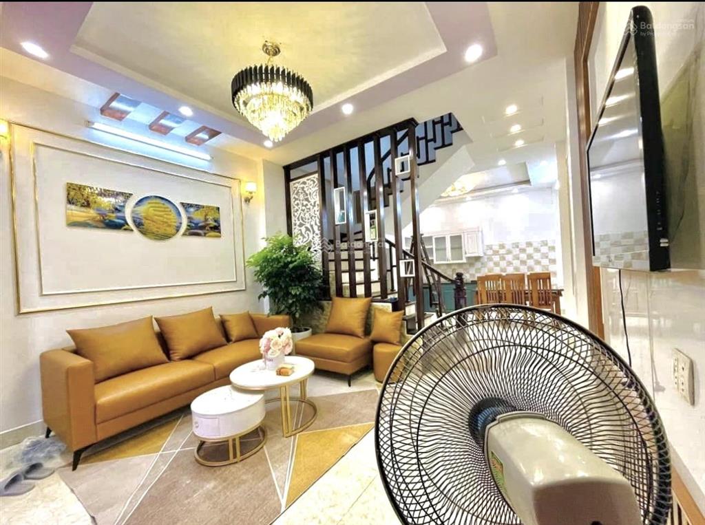  bán nhà trường chinh, 10m ra ô tô tránh  kd  dân xây, 36 m2 x 4 tầng, giá 8,9 tỷ tl