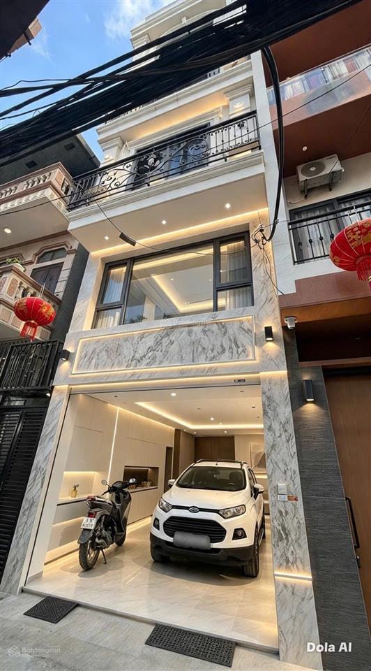 Bán nhà trường chinh, gần phố, ngõ thông, ô tô 7 chỗ, dân trí cao 50m2 giá 20 tỷ tl