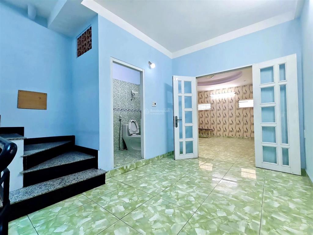 Bán nr tại xuân hồng, 6,5 tỷ, 64m2, 3pn, 3wc, pháp lý đầy đủ, hàng hot