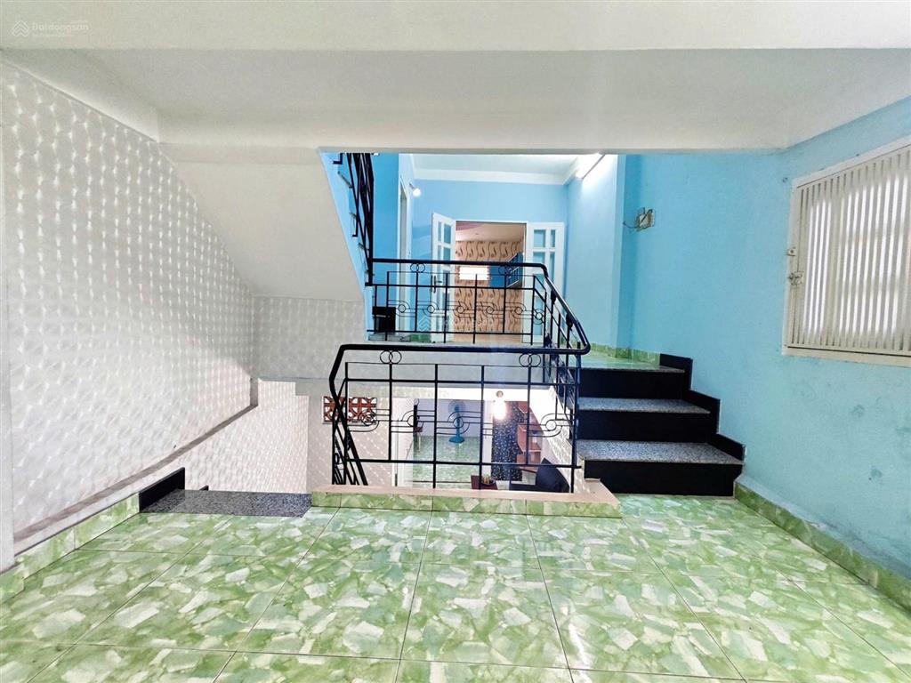 Bán nr tại xuân hồng, 6,5 tỷ, 64m2, 3pn, 3wc, pháp lý đầy đủ, hàng hot