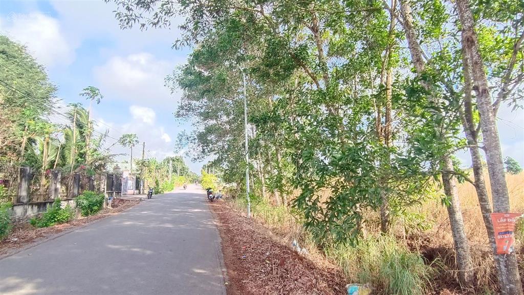 ~ 12,5 tỷ chốt 4.400 m2 300 thổ cư cạnh đường s6 khu công nghiệp sonadezi kinh doanh đa ngành nghề