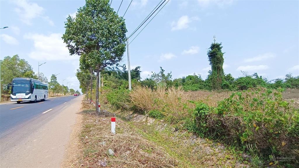 3,5tỷ sở hữu 1087m2 đường chuẩn bị mở rộng 30 m có hành lang, kết nối nút giao cao tốc siêu vip