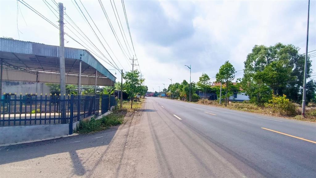 Đường bình ba đá bạc 6000m2(300 tc) mặt tiền 70 m |giá 18 tỷ đầu tư, làm kho bãi tốt, mặt tiền vip