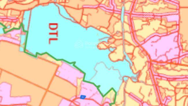 Bán gấp 3.797 m2 mặt tiền 64 m, giá 4,2 tỷ. khu hồ đá bàng long tân mặt tiền hướng đông phong thuỷ