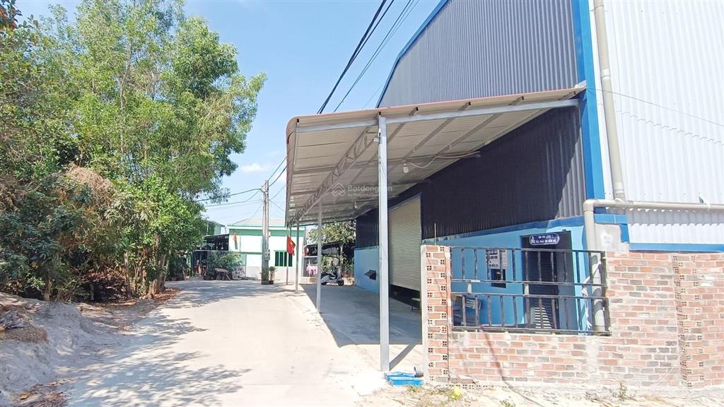 Bán dẫy nhà trọ & nhà đẹp 600 thổ cư tại khu công nghiệp 3 phú mỹ thu nhập 30 triệu /tháng siêu rẻ