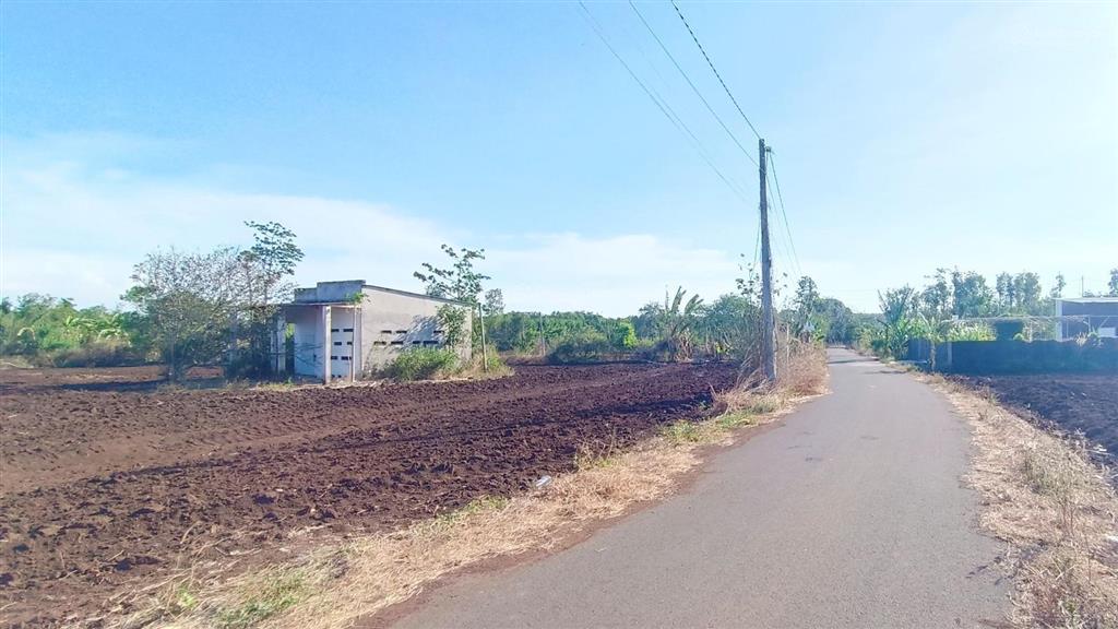 Bán 4800 m2 đất cho nhà đầu tư phân lô mặt tiền 87 m giá chỉ 5 tỷ siêu rẻ siêu lời thanh khoản cao