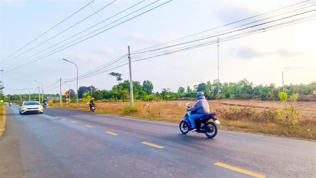 Mặt tiền bình giã đá bạc 1617 m2 100 thổ cư mặt tiền 23 m chỉ 3,75 tỷ siêu đẹp shr pháp lý chuẩn