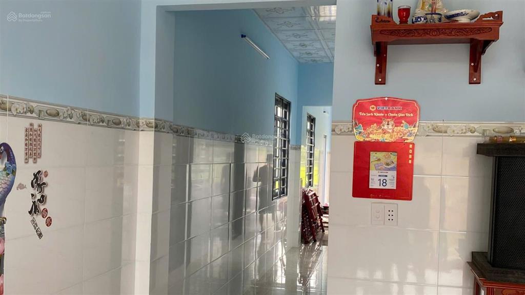 1,75 tỷ có căn nhà đẹp gần cty dongin , cạnh tl 52 và trung tâm hành chính xã view cánh đồng