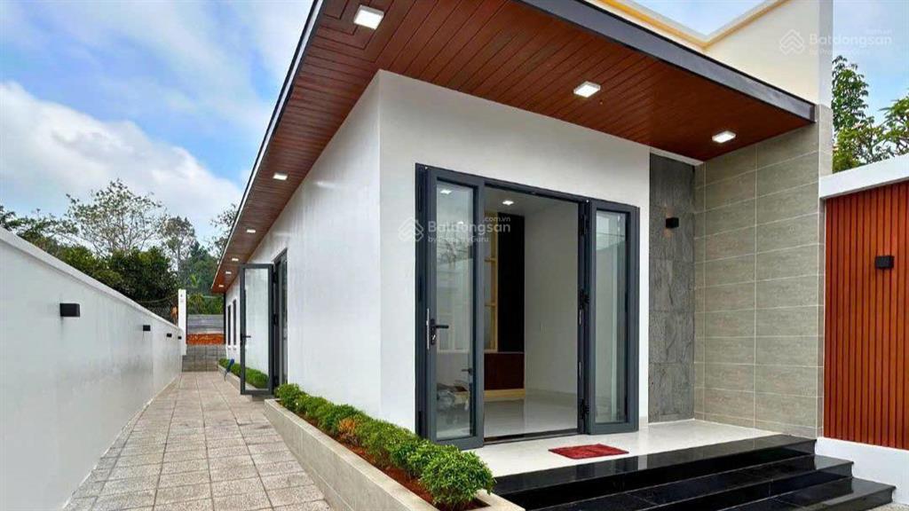 Nhà vườn 2,7 tỷ| 700 m2|120m2 tc tại ngãi giao nhà siêu đẹp dọn vào ở ngay & phía sau rộng rãi