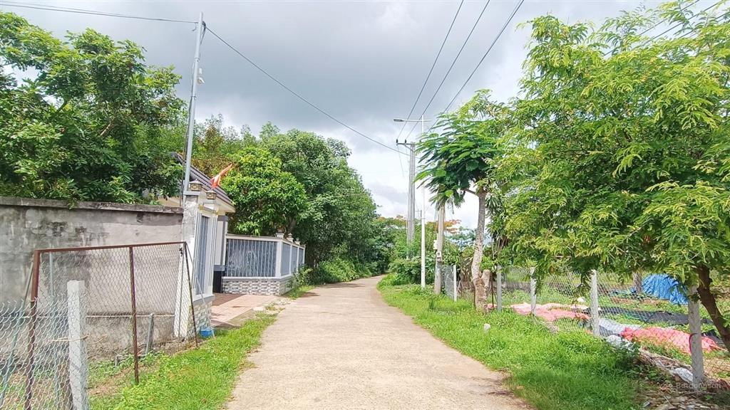 Cần bán gấp 2749m2 đất khu dân cư vị trí sau bệnh viện mới châu đức rất tiềm năng chỉ 4,8 tỷ