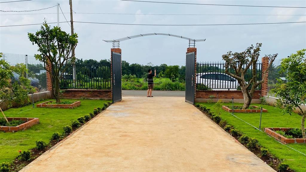 Bán đất khu dân cư 2,8 tỷ dt845.7 m2 (20 x 43100 ont) có thể xây nhà trọ, nhà nghỉ, làm nhà ở...