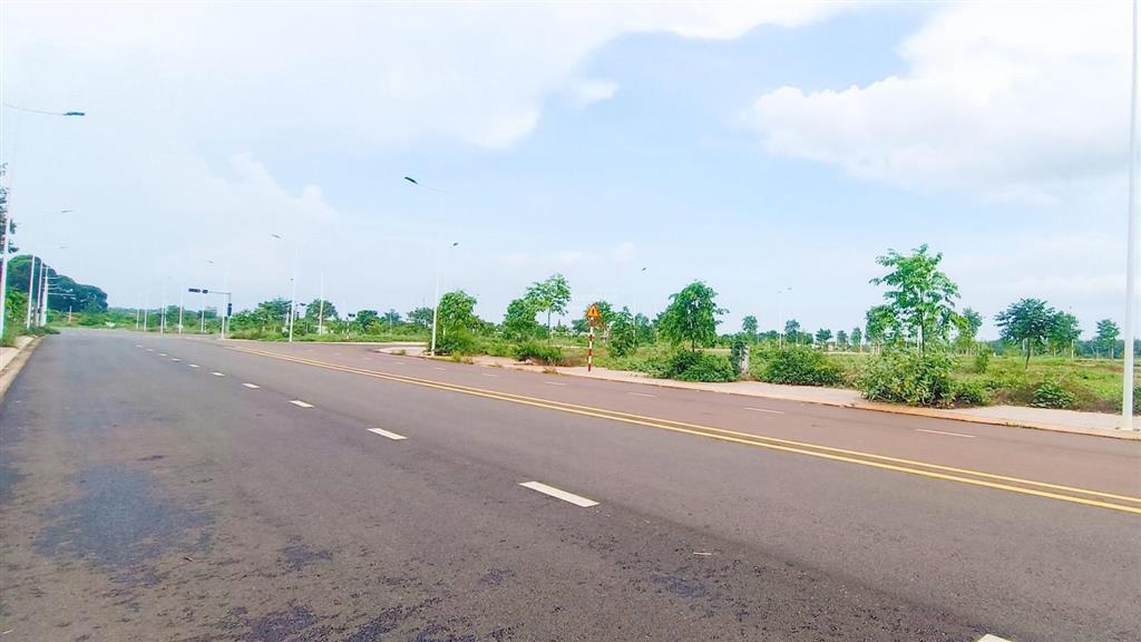 Nguyên lốc 3 nền 5,4 tỷ đất tdc ngãi giao bà rịa vũng tàu full tc cạnh tttm & chợ đầy đủ tiện ích
