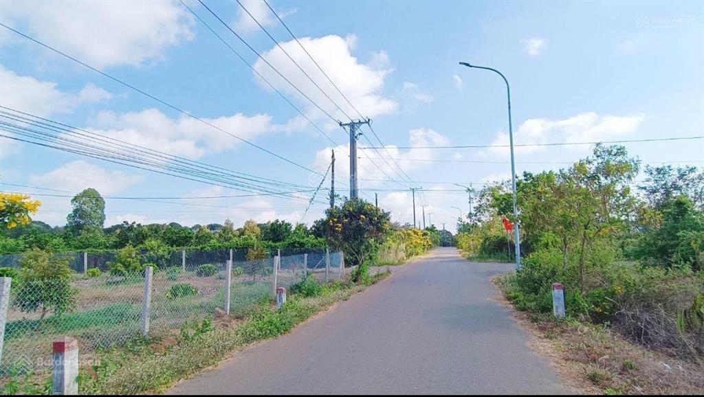 Hot 1470.9m2(25x66)m 160 thổ cư|giá 2.5 tỷ mặt tiền hướng đông nam tại xã đá bạc dân cư đông đúc