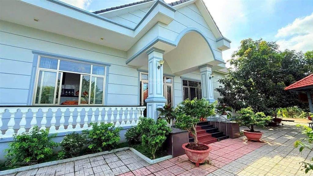 Long phước, siêu nhà vườn 12.5 tỷ cây ăn trái cây cảnh xung quanh nhìn mê ly vì quá đẹp và giá trị