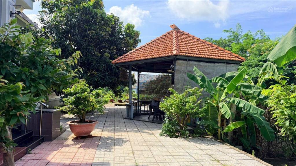 Long phước, siêu nhà vườn 12.5 tỷ cây ăn trái cây cảnh xung quanh nhìn mê ly vì quá đẹp và giá trị