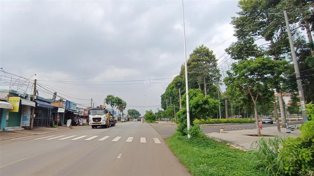 Bán đất đường ql 56 diện tích 25893,7 m2, có sẵn 5540 thổ cư mặt tiền 438 m siêu vip | giá 95 tỷ