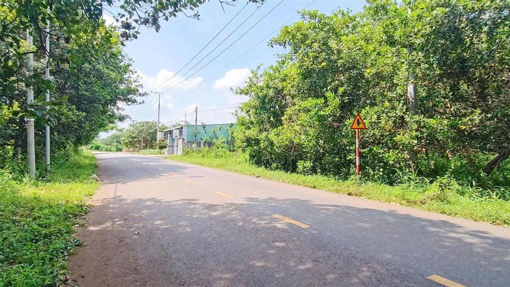 Đất vị trí đẹp tại suối nghệ 2.014 m2 | giá 5,1 tỷ cách kcn sonadezi, đồi cừu và sân golf chỉ 2 km