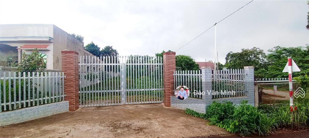 733,4 m2 giá 3,4 tỷ tại trung tâm ngãi giao đất có 60 tc tường rào bao quanh khu dân cư cực kì đẹp