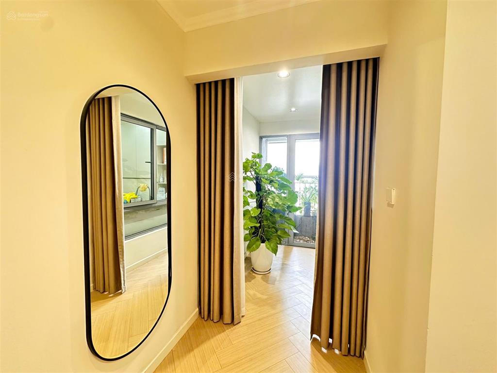 Chốt ngay căn hộ cao cấp tặng bộ nội thất xịn sò trị giá 2 tỷ.