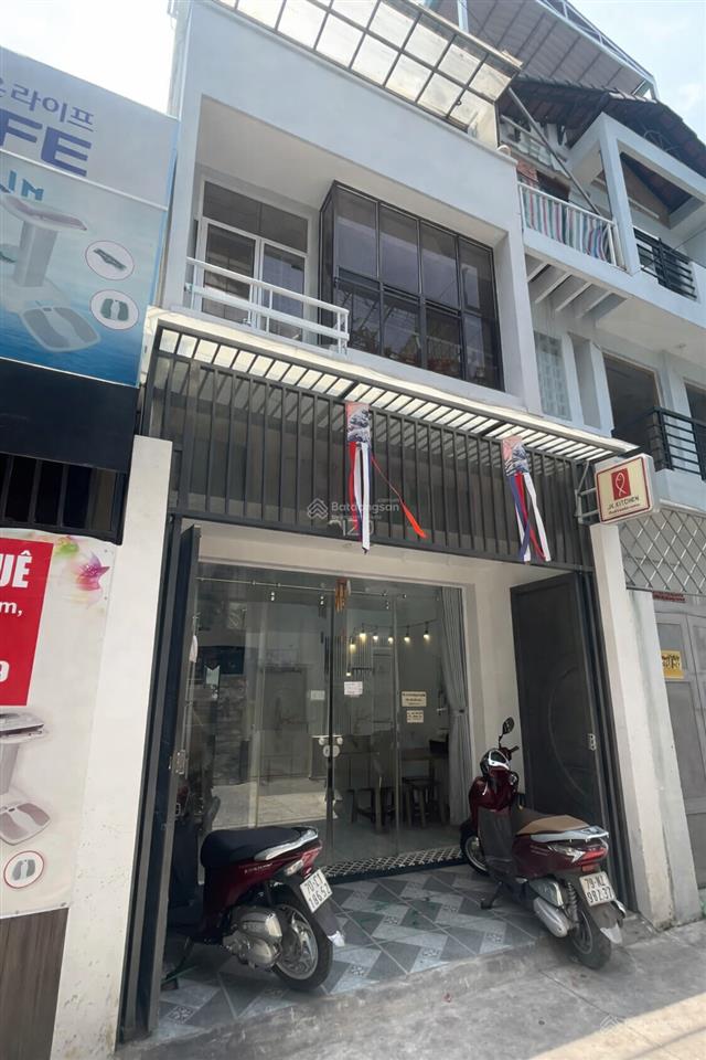 Xe hơi ngủ nhà khu sang đặng văn ngữ phú nhuận! dt 4x11=44m2, 3 tầng, vuông vắn, giá 12 tỷ tl