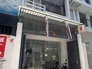 Xe hơi ngủ nhà khu sang đặng văn ngữ phú nhuận! dt 4x11=44m2, 3 tầng, vuông vắn, giá 12 tỷ tl