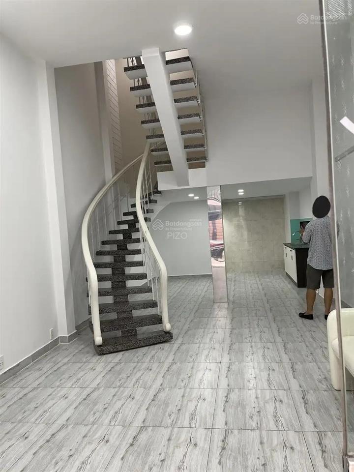 Xe hơi ngủ nhà khu sang đặng văn ngữ phú nhuận! dt 4x11=44m2, 3 tầng, vuông vắn, giá 12 tỷ tl