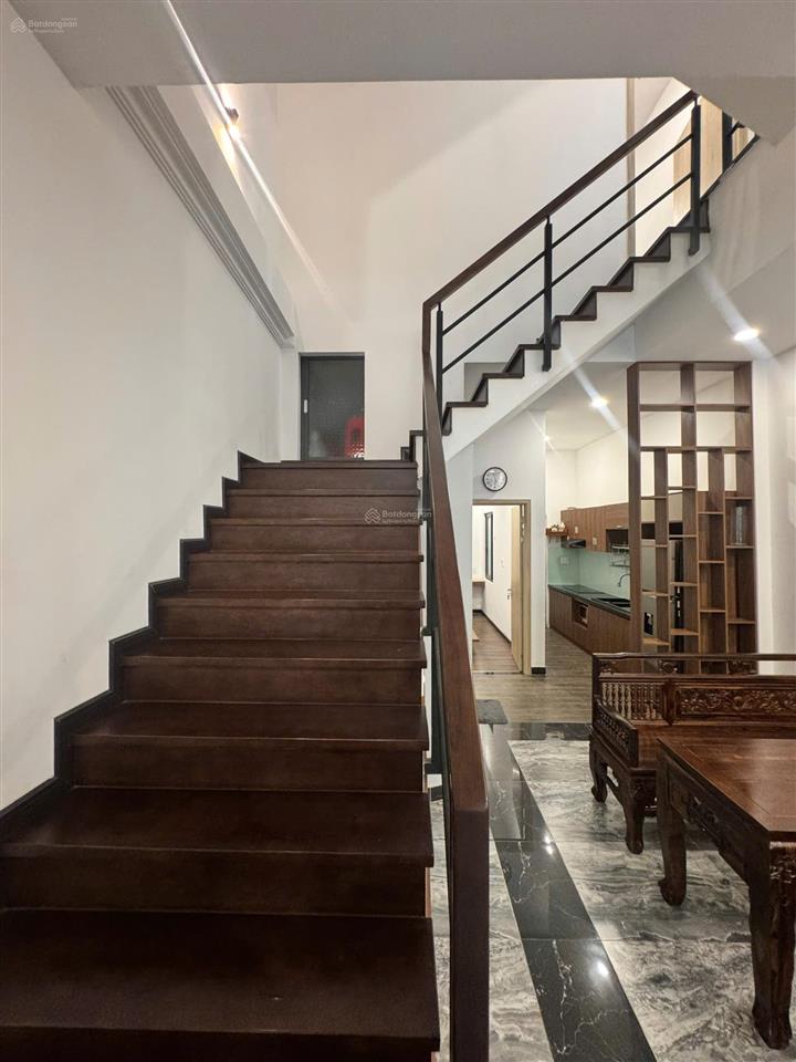 Hạ 1 tỷ  nhà đẹp hxh vô ở ngay điện biên phủ kế quận 1! dt 4.5x18.5m, 3 tầng, vuông vắn, 13 tỷ tl